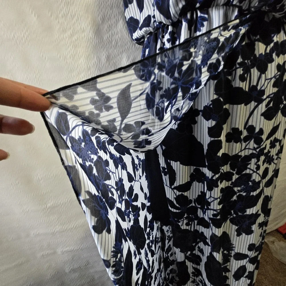 En Focus Studio Maxi Dress Women's Sz 14 Blue Gray Sleeveless Floral‎ Mock Neck - Picture 5 of 14